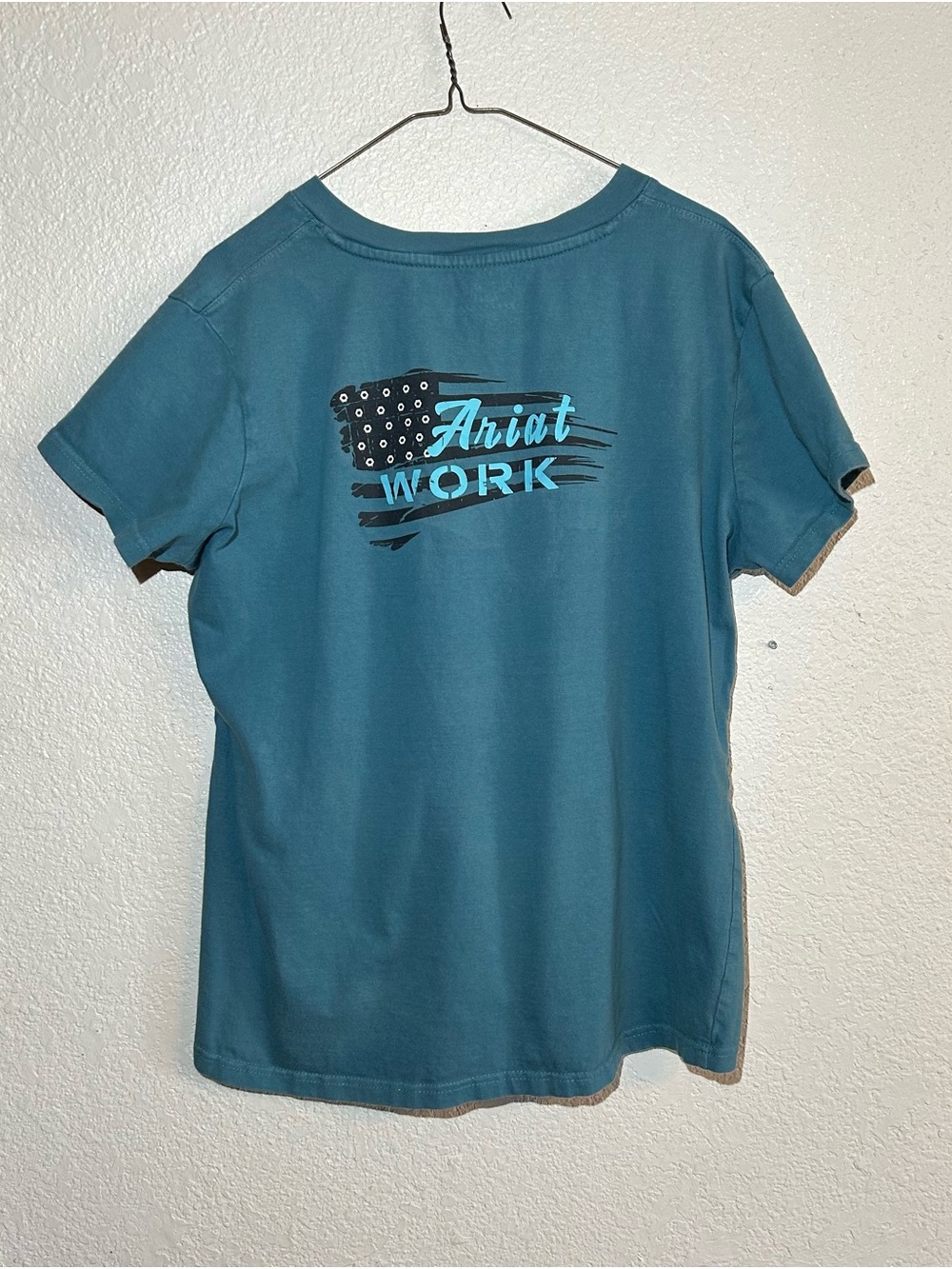 Ariat Rebar Women’s short sleeve top with front pocket. - Picture 2 of 5